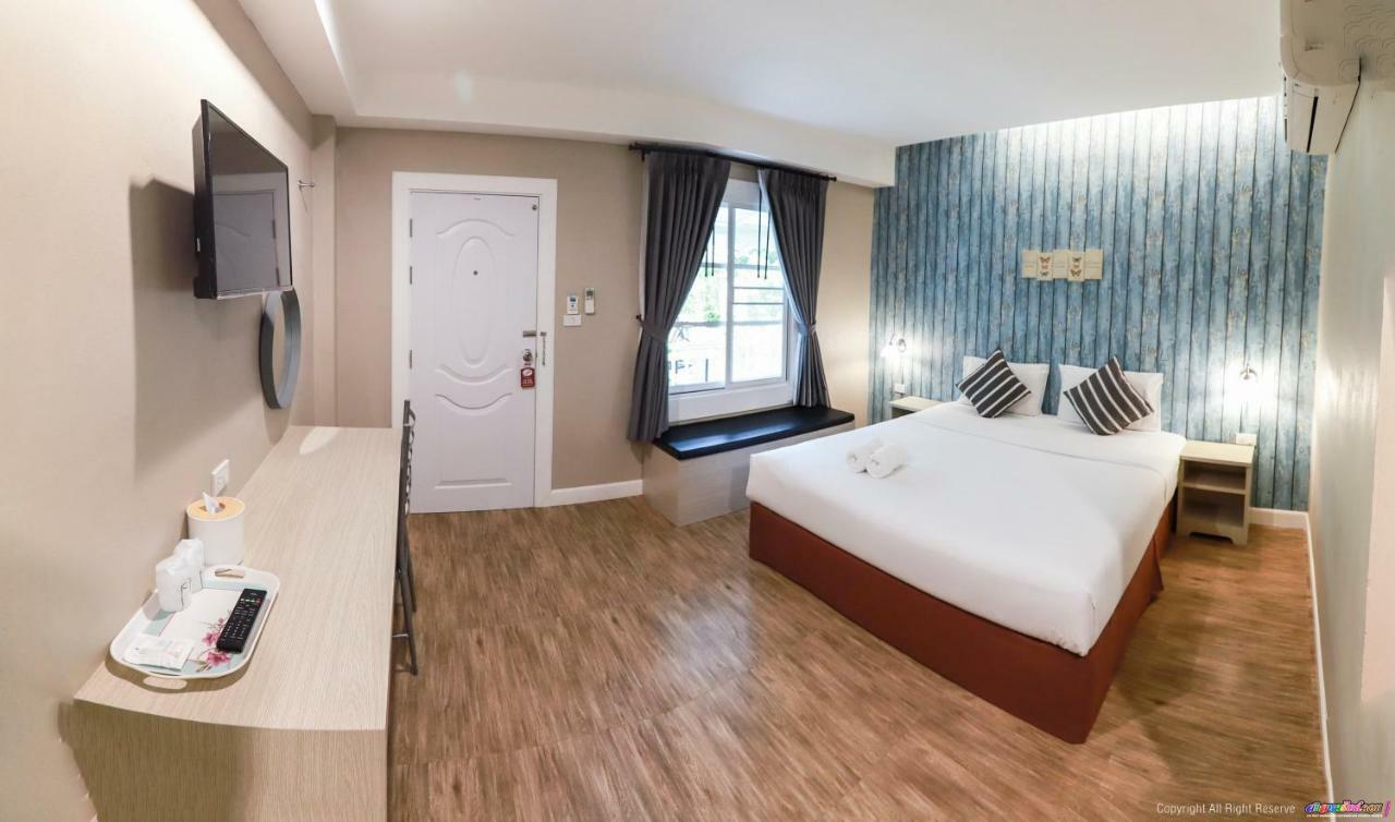 Color Ville Hotel Sha Certified Sakon Nakhon Exterior photo