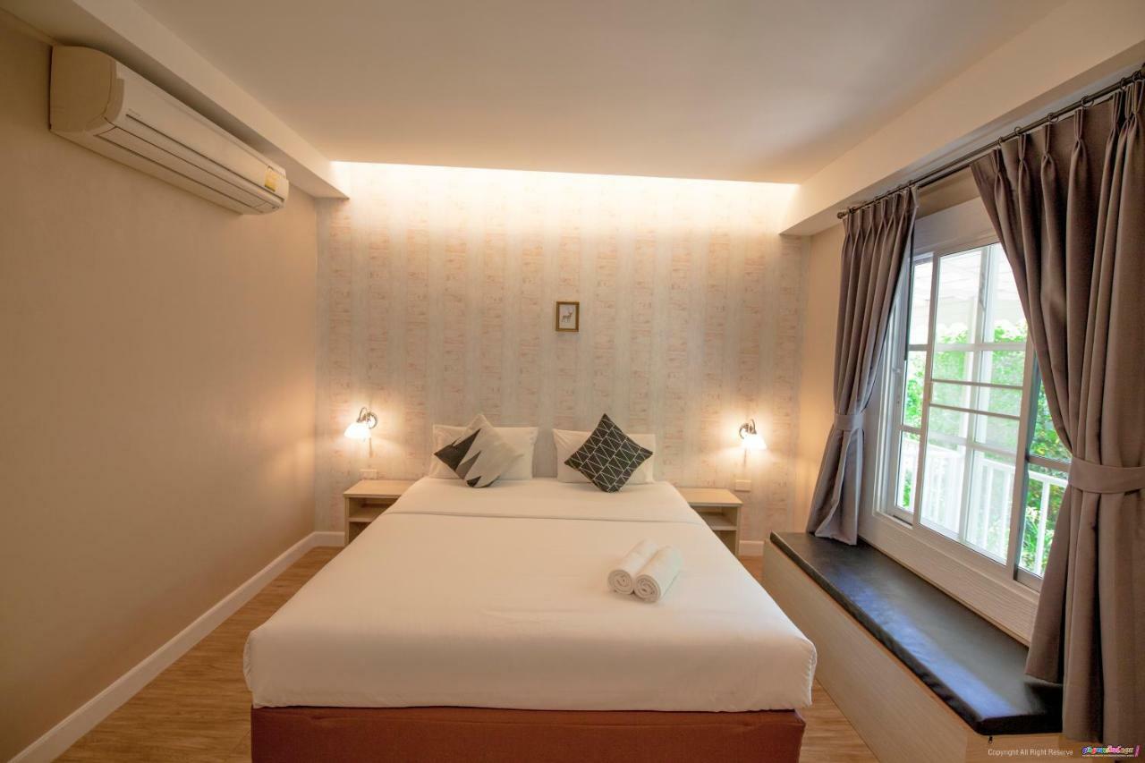 Color Ville Hotel Sha Certified Sakon Nakhon Exterior photo