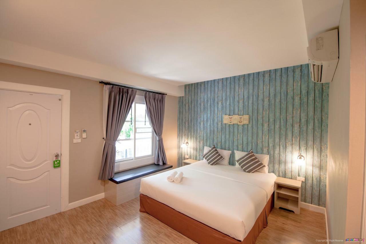 Color Ville Hotel Sha Certified Sakon Nakhon Exterior photo